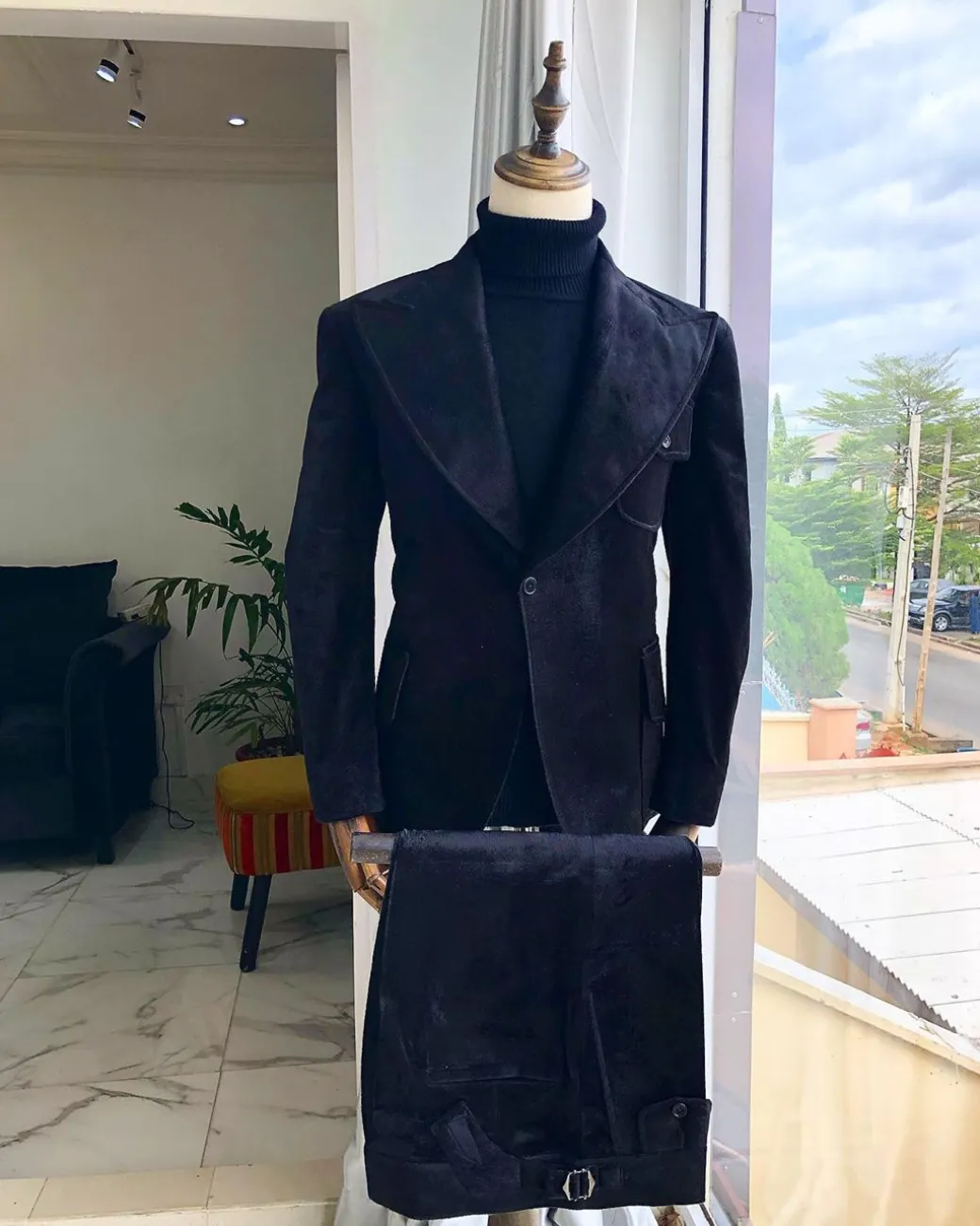 A Black Monochrome Velvet “Kashimawo – June 12” Memorial Peak Lapel Suit