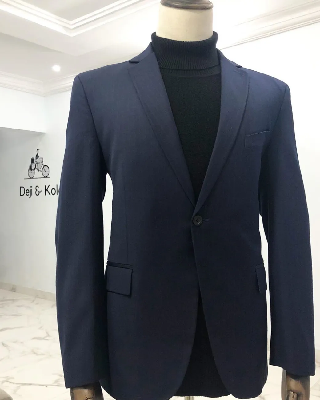 A Blue and red Pencil Stripe Navy Blue men’s Suit