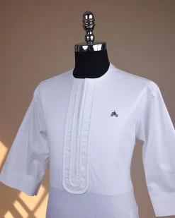 A Bright white, layered front flap details, 3/4 sleeve African kaftan
