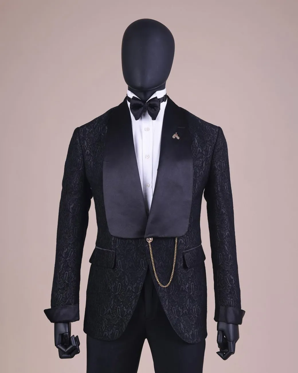 A Charcoal Black, Ocean Element Patterned Shawl Lapel Jacquard Tuxedo Suit