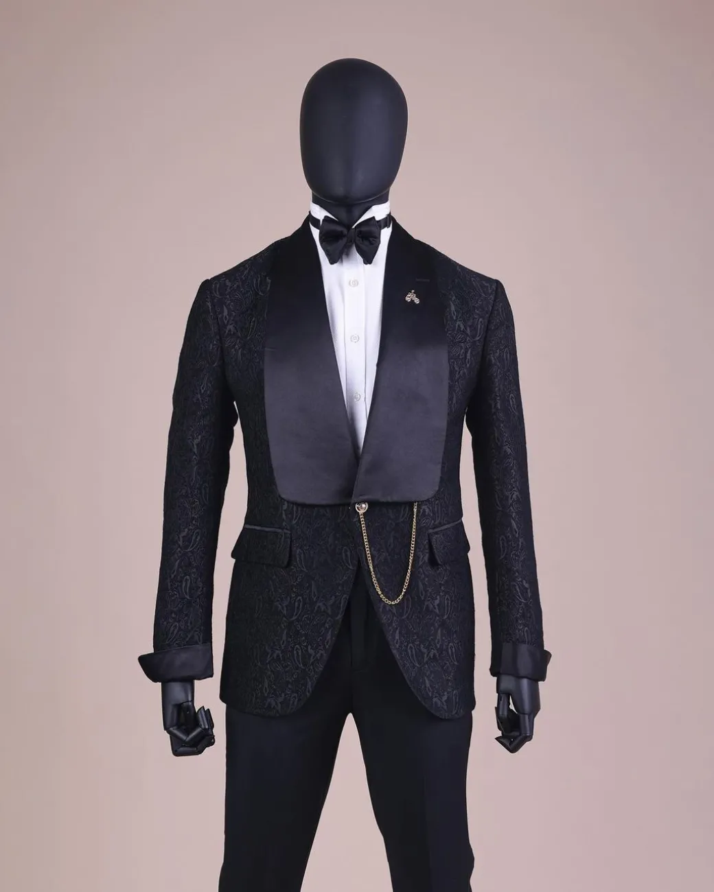 A Charcoal Black, Ocean Element Patterned Shawl Lapel Jacquard Tuxedo Suit