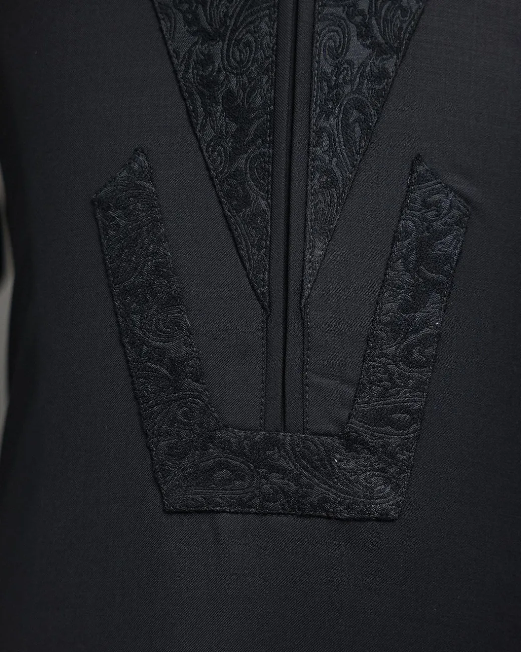A Charcoal Black, Zip Line With Ocean Element Jacquard Details 3/4 Sleeve African Senator Kaftan Native.