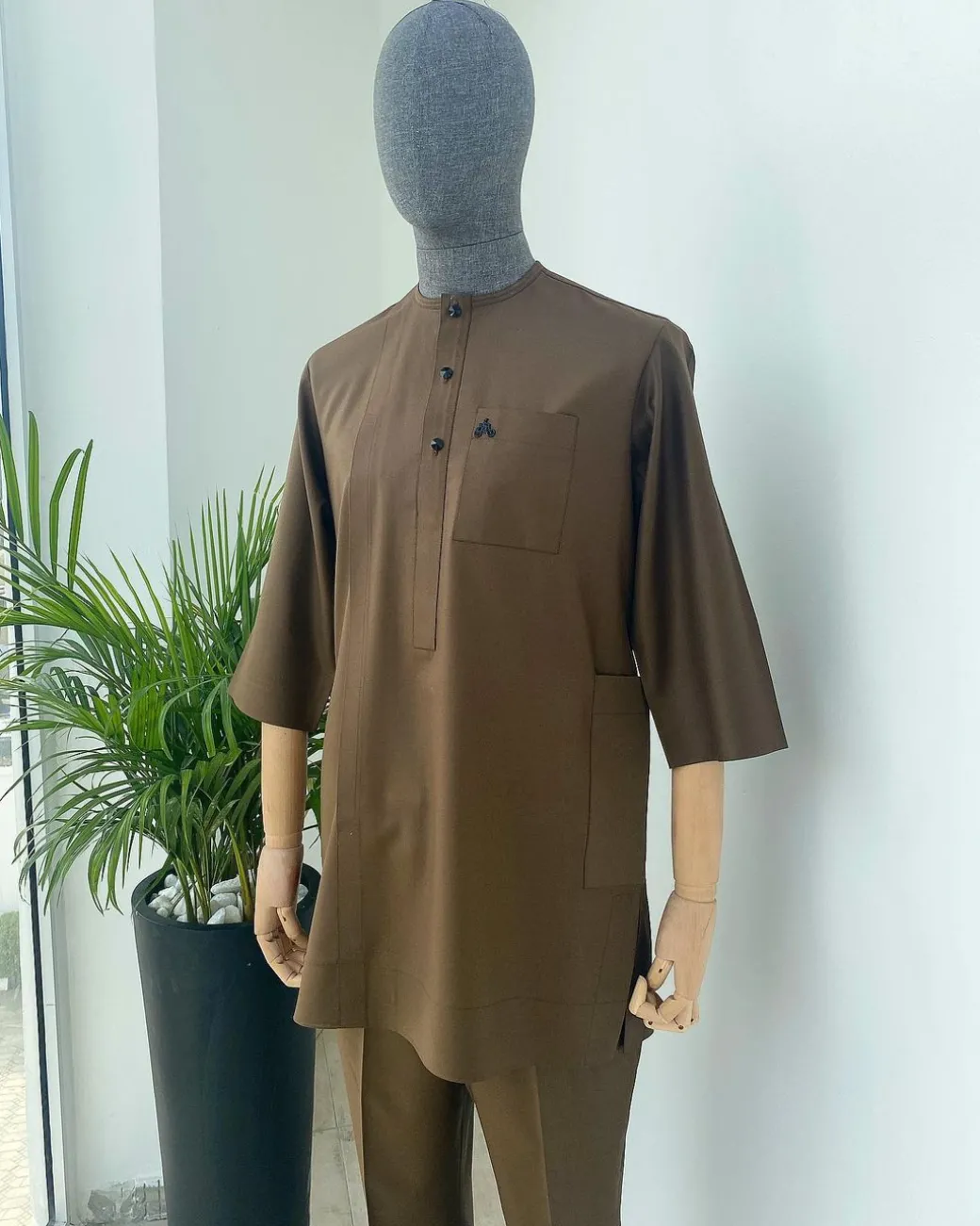 A Chocolate Brown 3/4 sleeve with patch pocket African kaftan