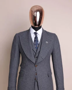 A Cloud Grey, Knitted, Peak Lapel Jorgecarli Vogue Suit