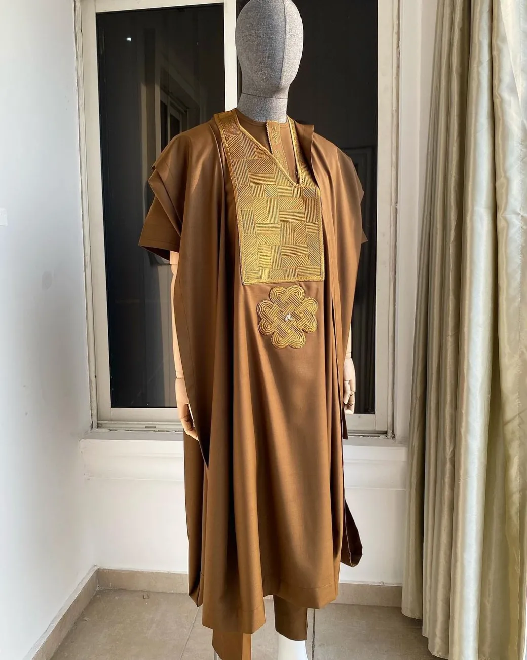 A Coffee Brown with a maze line Japanese intersection design Agbada