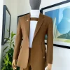 A “Gen Z” notch lapel, 7 shaped long strap, 2 button, pearl horn blazers suit
