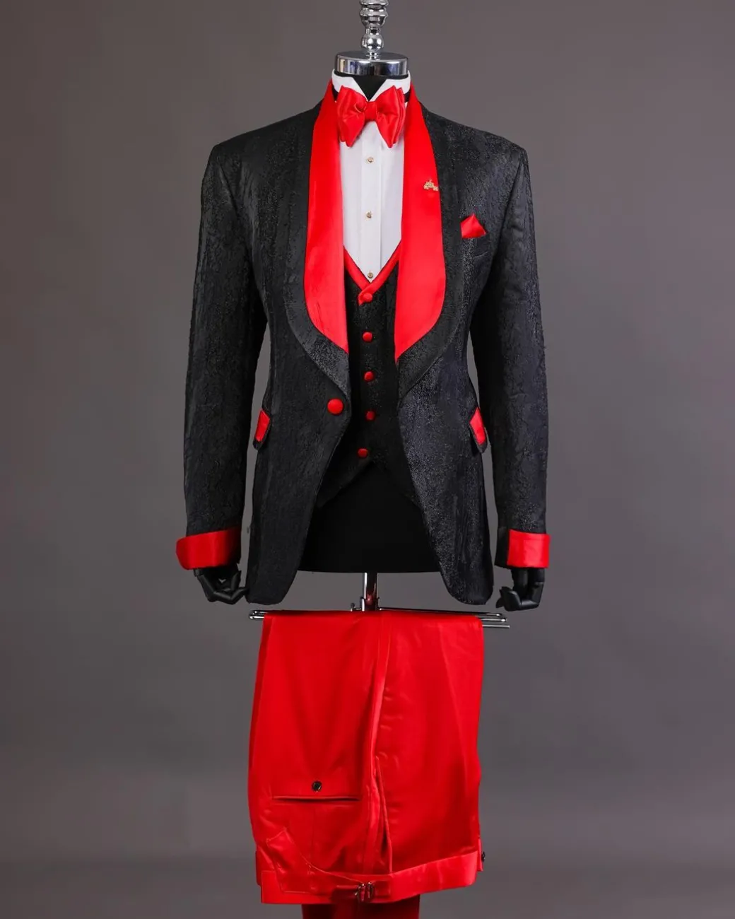 A “Luminati” dispersed ruffle metallic jacquard tuxedo suit