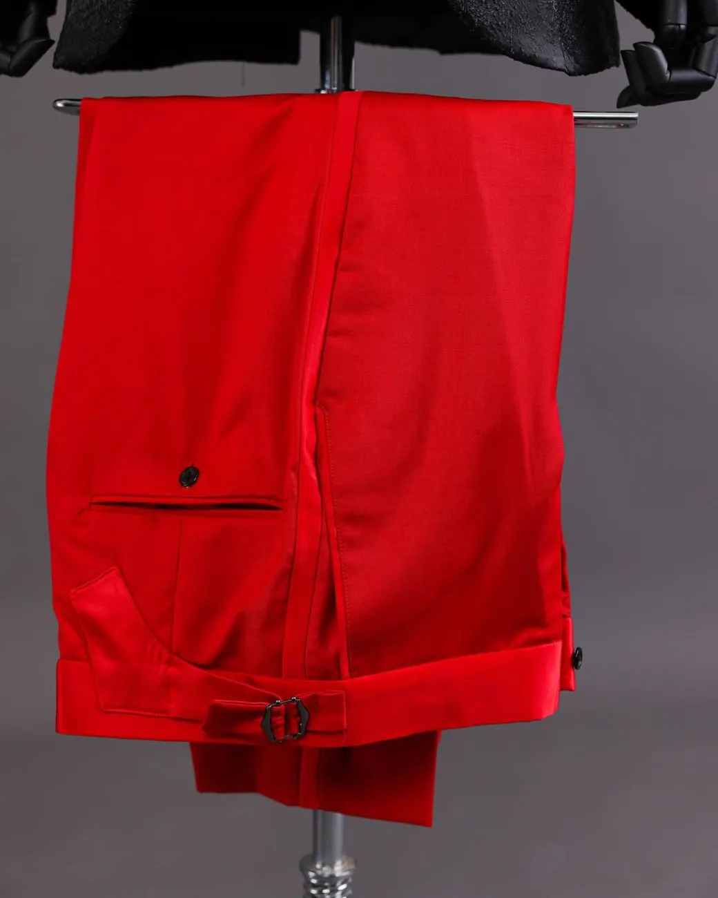 A “Luminati” dispersed ruffle metallic jacquard tuxedo suit