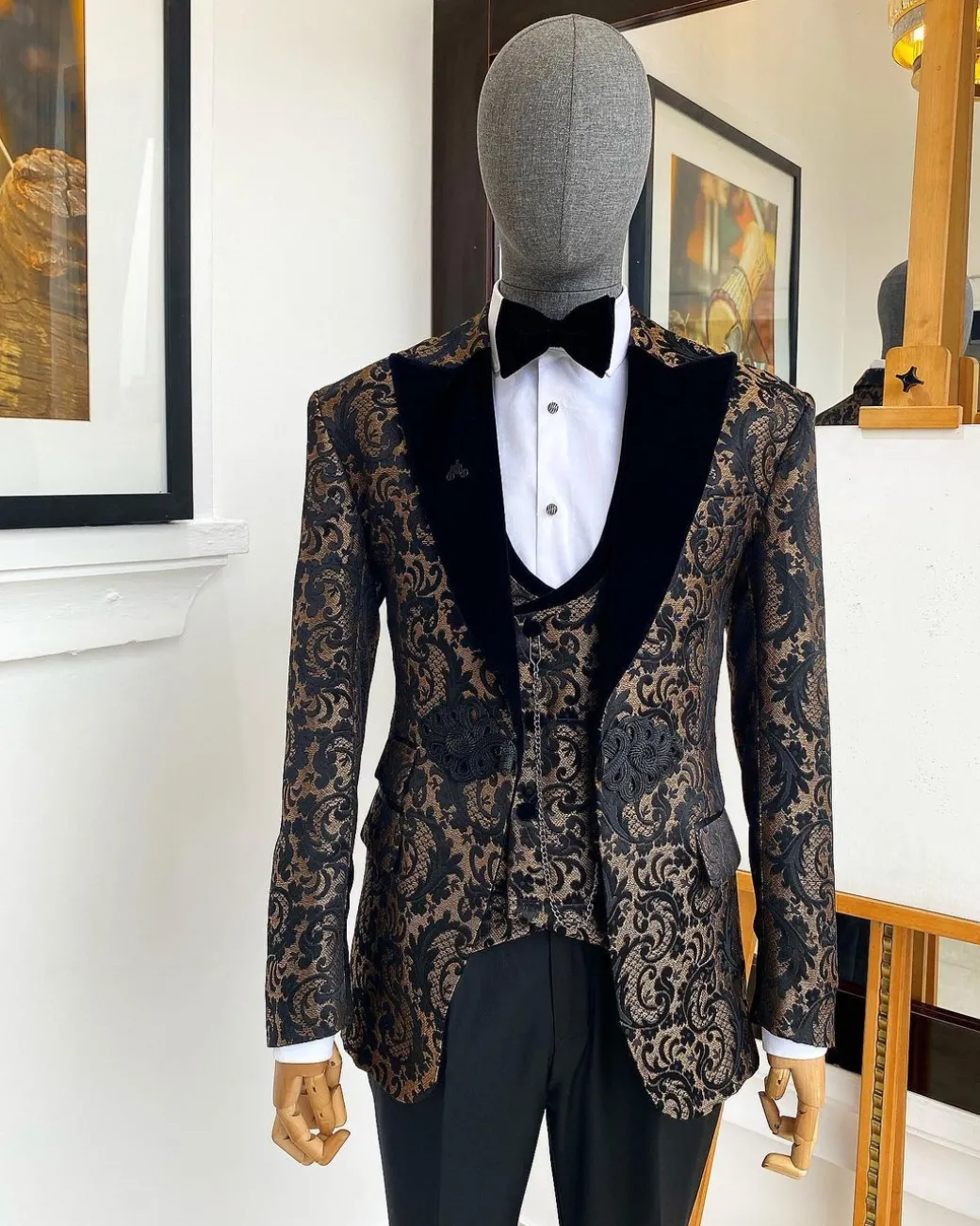 A “Mandarin” floral black and tortilla brown Peak Lapel with black soaked Italian velvet