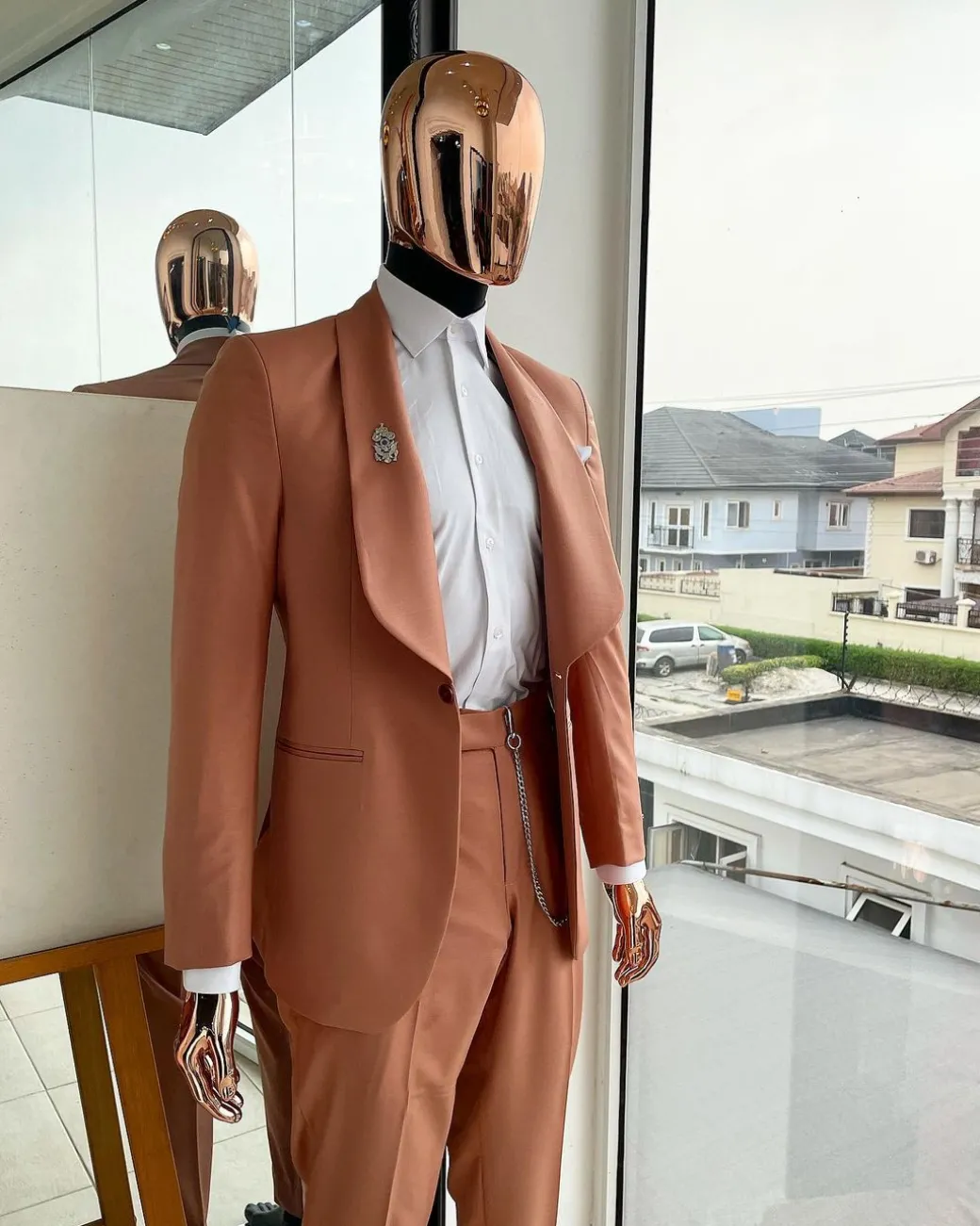 A Mauve Shawl Lapel Tuxedo Suit