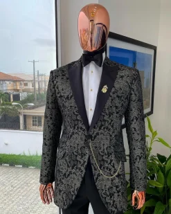 A Metallic coarse pattern jacquard peak lapel tuxedo Suit
