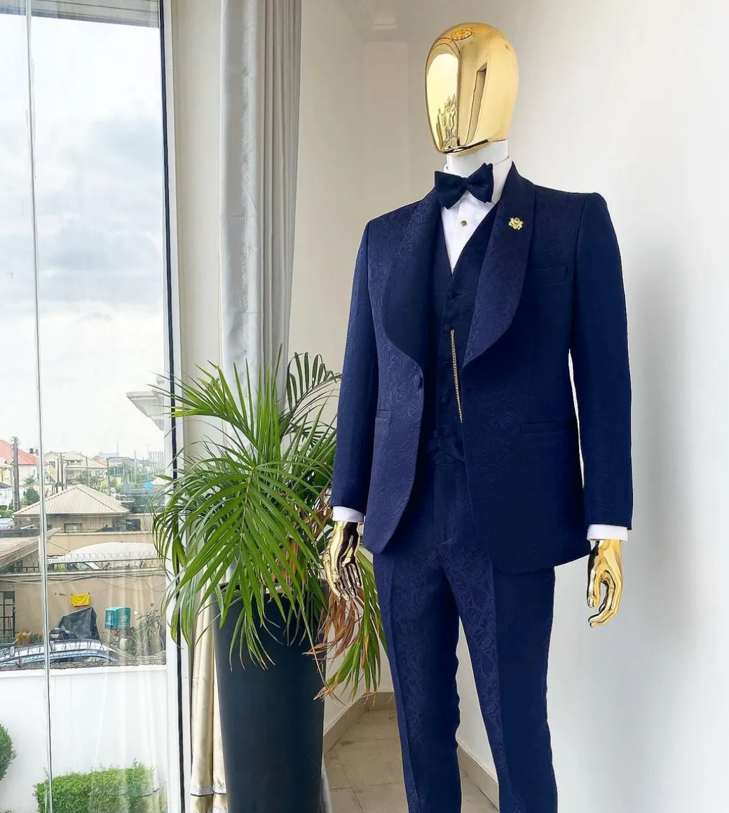 A Midnight Blue Shawl Lapel Floral Jacquard Tuxedo Suit