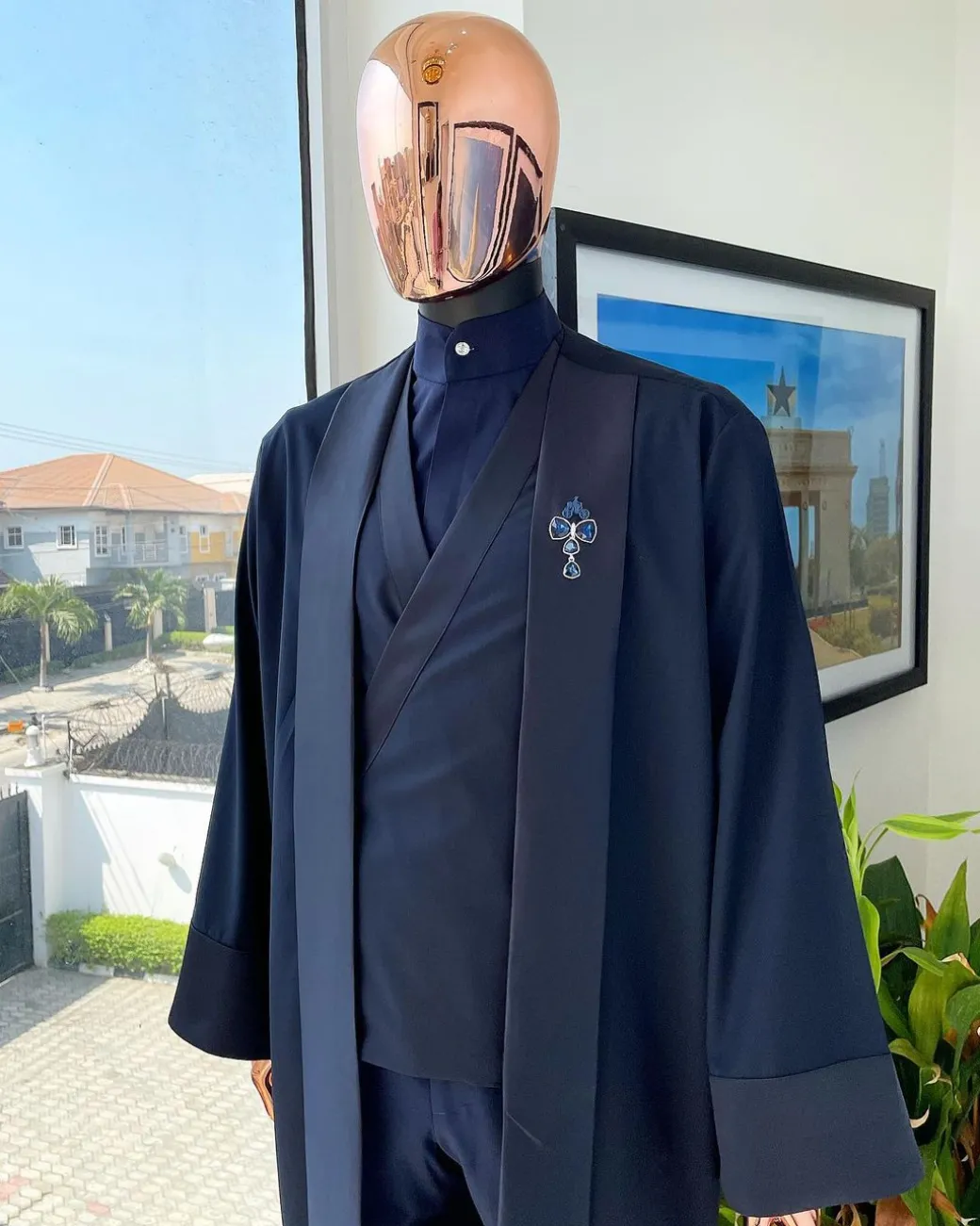 A Monochrome Midnight Blue “Samurai” Cloxedo