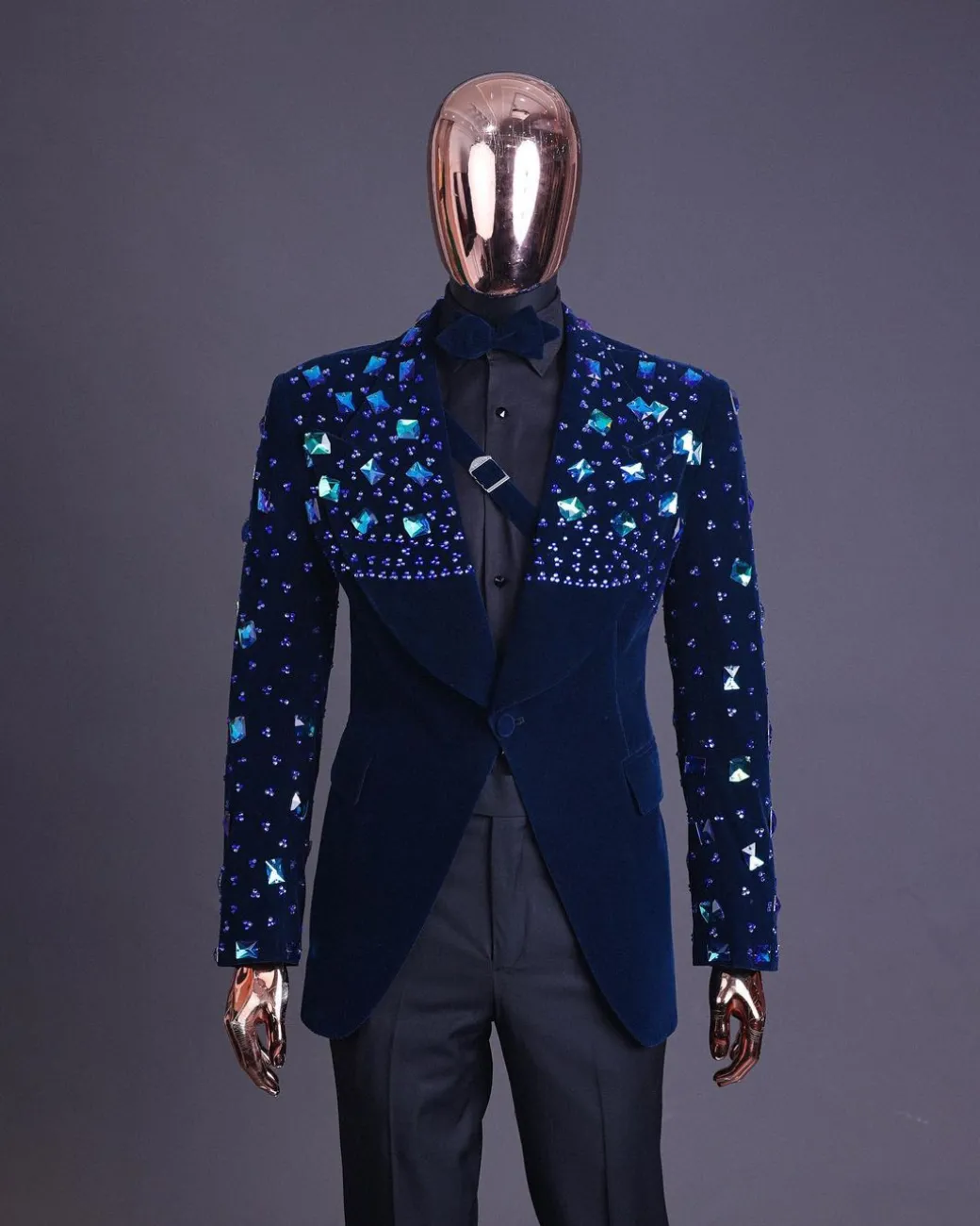 A Navy blue Glass and stone Swarovski mix shawl lapel single button tuxedo blazer suit