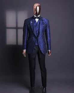 A Navy blue, knitted, root floral jacquard notch lapel suit