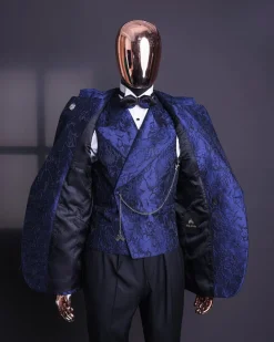 A Navy blue, knitted, root floral jacquard notch lapel suit
