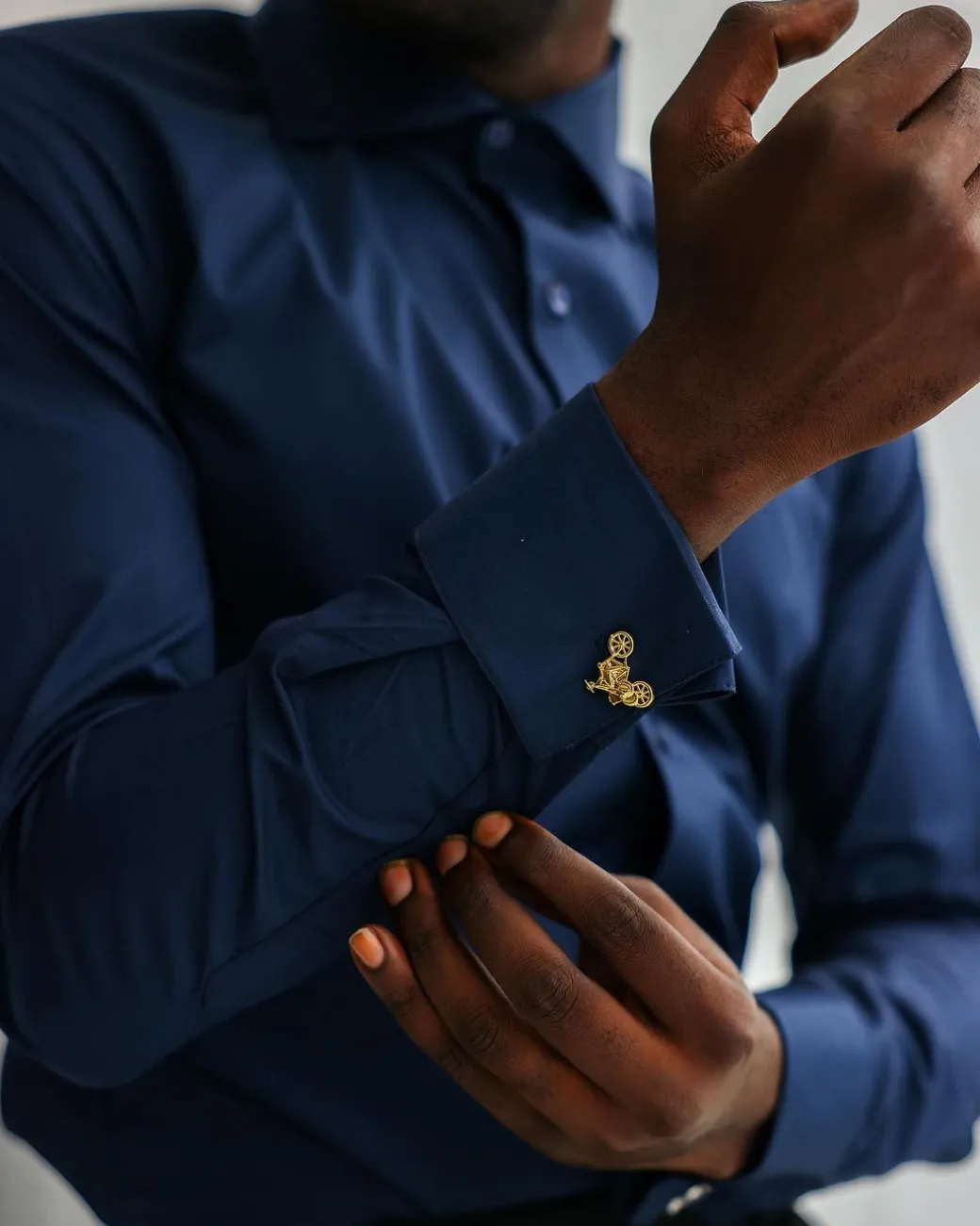A Navy Blue Oxford Business Shirt.