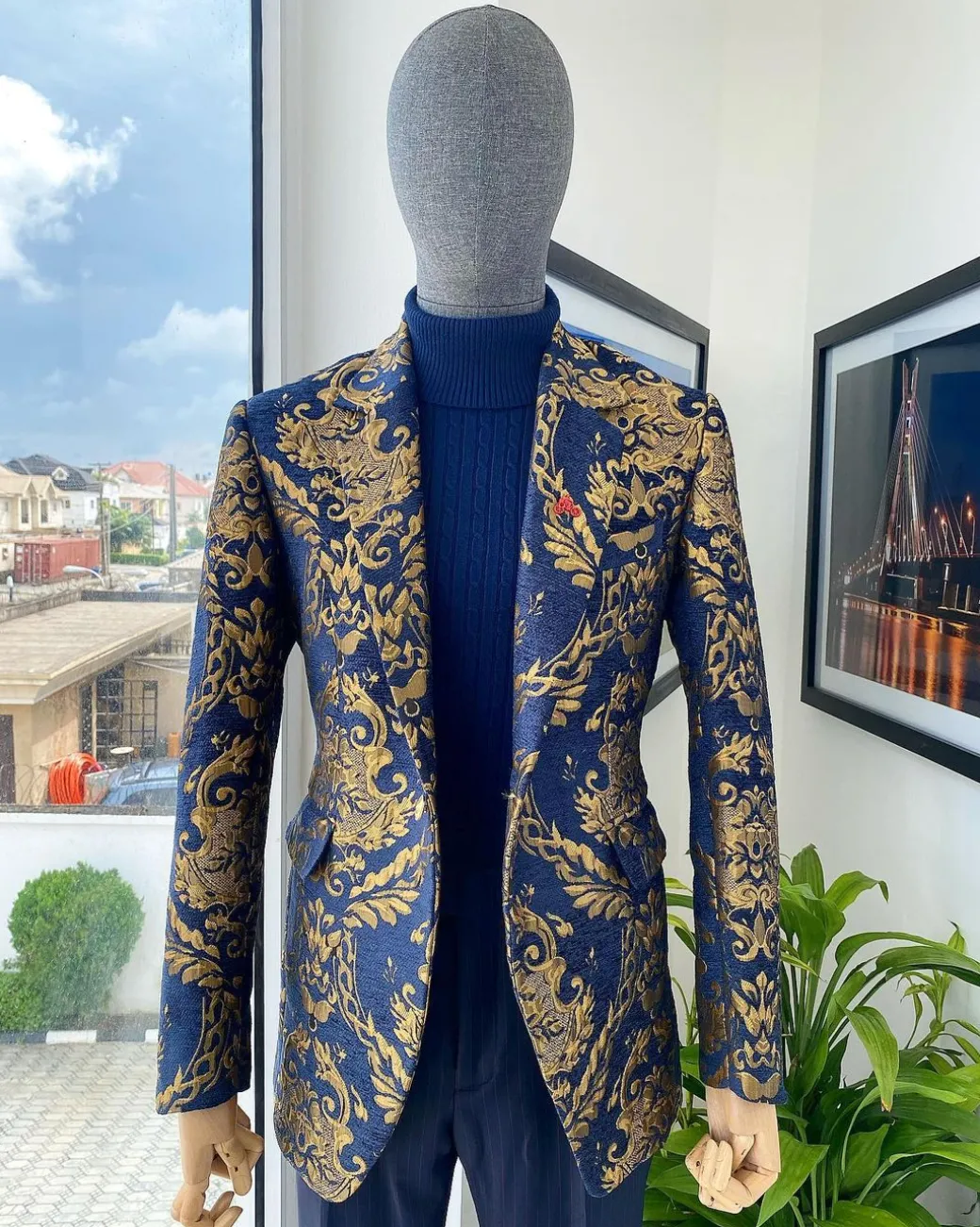 A Notch Lapel Gold And Blue “Mandarin” Jacquard Floral Blazer Suit