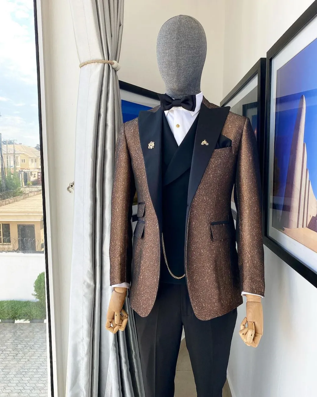 A Peak Lapel Brunette Brown “Mandarin” Metallic Jacquard Dotted Tuxedo Suit