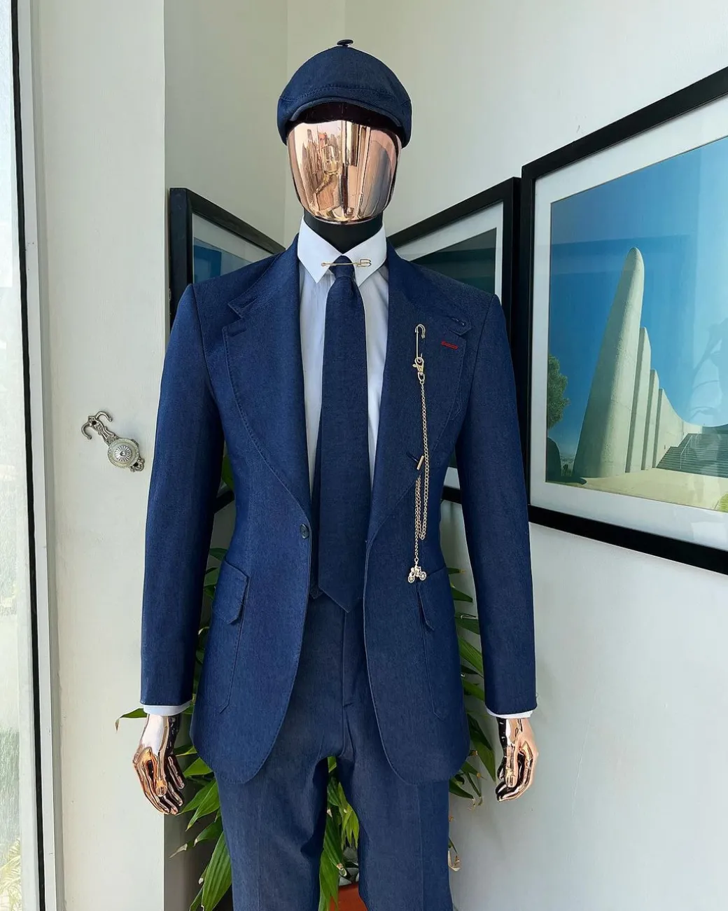 A “peaky blinders” denim knitted notch lapel suit