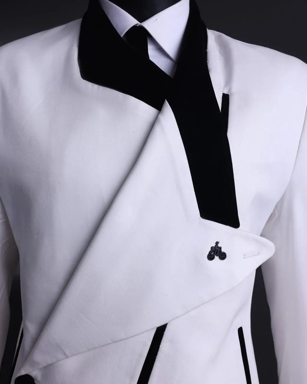 A Polished chinos “pride & prejudice” double breasted deconstructed dropping lapel suit