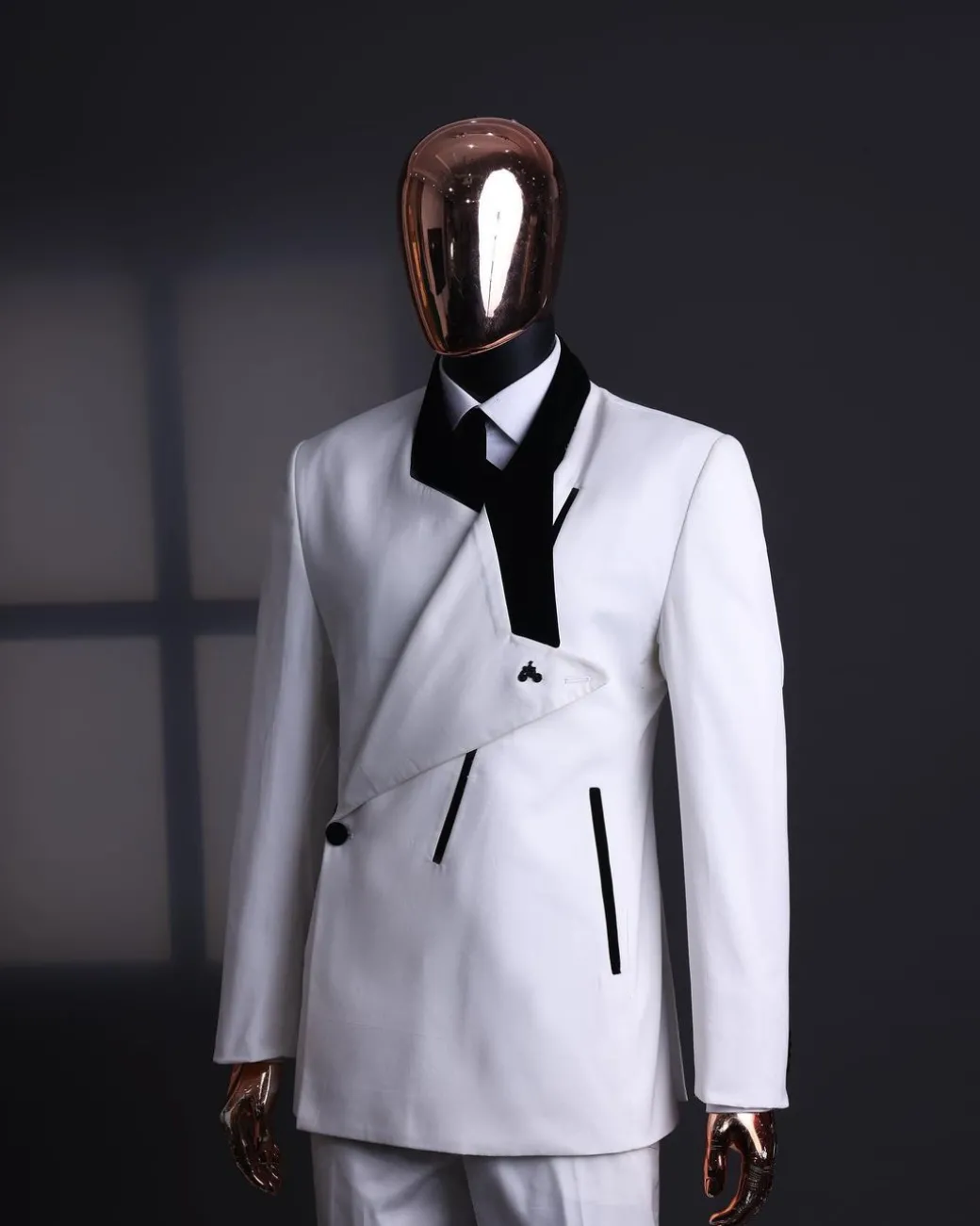 A Polished chinos “pride & prejudice” double breasted deconstructed dropping lapel suit