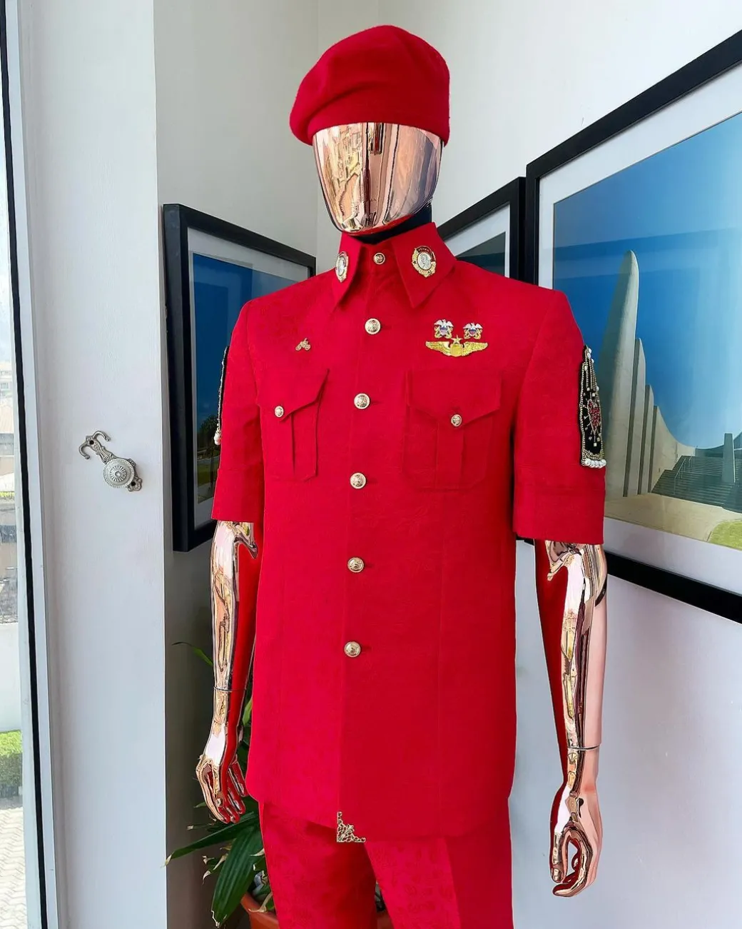 A reloaded Candy red, “veteran” vintage “Havana” French safari suit