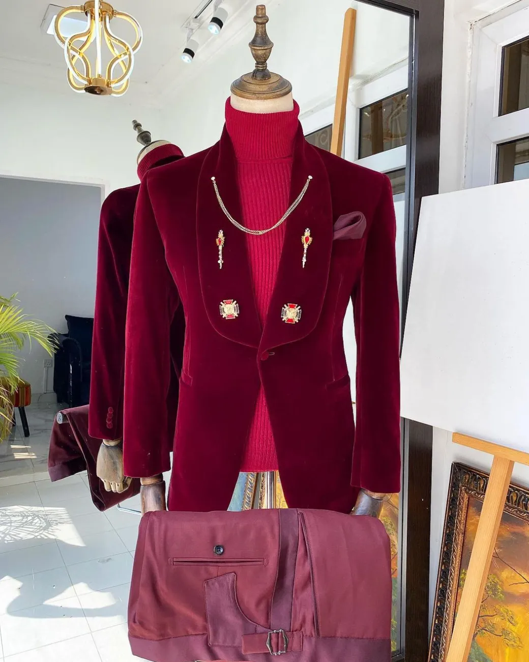 A Reloaded “lacasa de papel” burgundy Velvet tuxedo suit