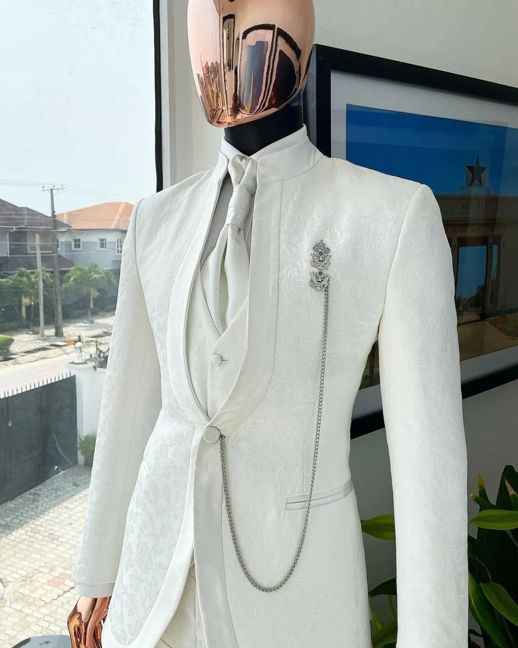 A Reloaded “Pope” Monochrome Ivory White Single Button Bishop Neck Suit