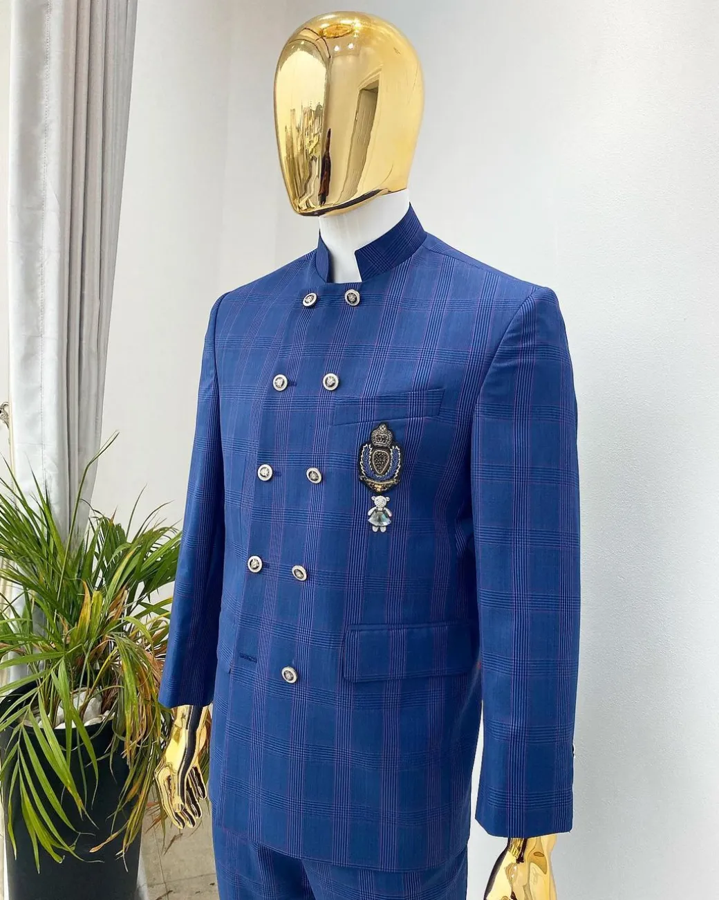 A Reloaded prince of wales windowpane check “French” double breasted safari suit