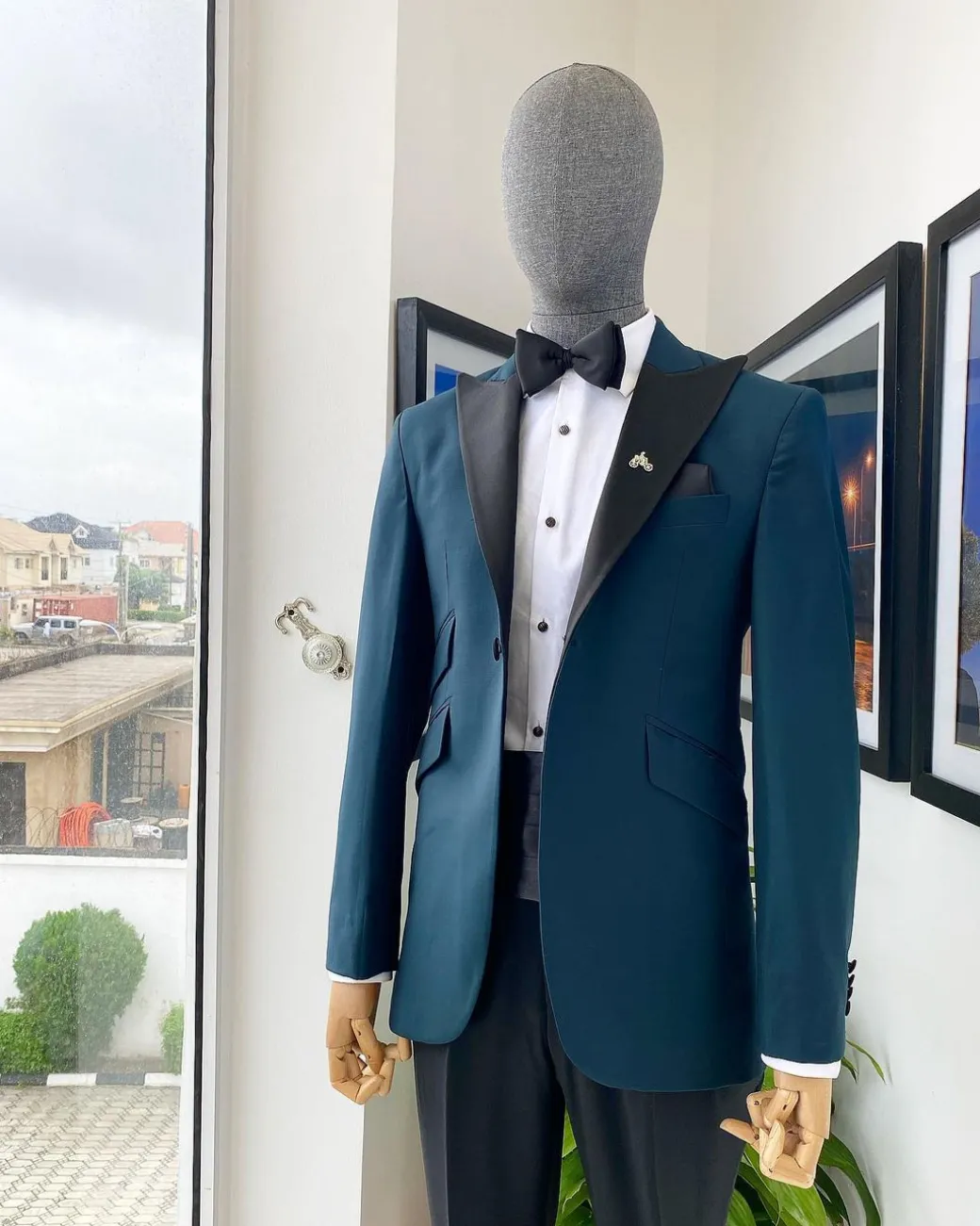 A Sacramento Green Peak Lapel, One Button Tuxedo Suit