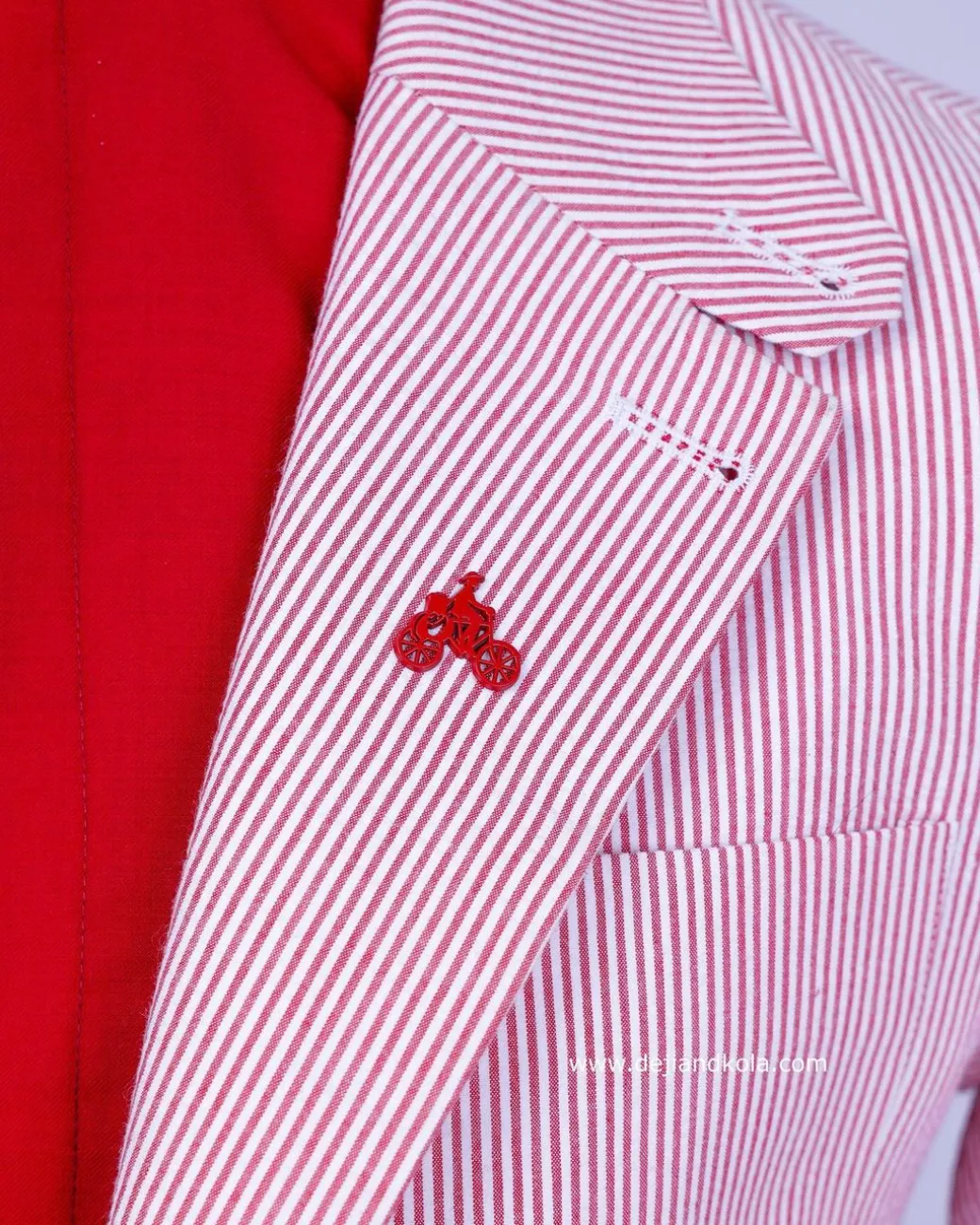A seersucker (rail road stripe) notch lapel suit with patch pocket
