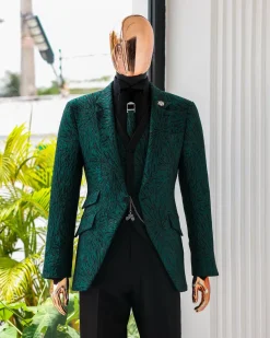 A Splashed Broom 3 Suit.