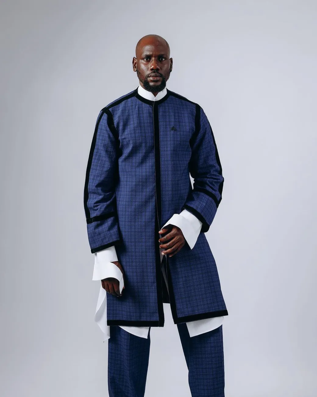 A Tattersall Check, Blue & Black “Manthis” With Black Velvet Taping Kimono