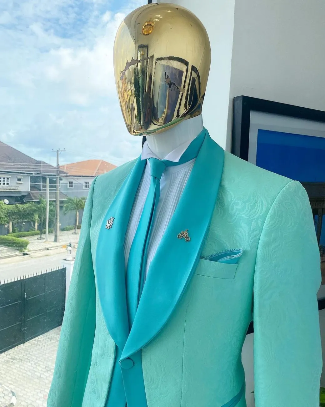 A Turquoise Green Shawl Lapel Floral Jacquard Suit