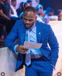 A Windowpane relayed and inverted check, knitted peak lapel suit