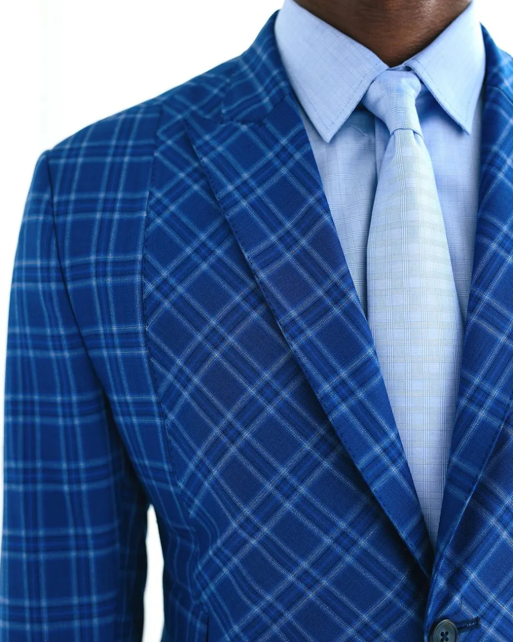A Windowpane relayed and inverted check, knitted peak lapel suit