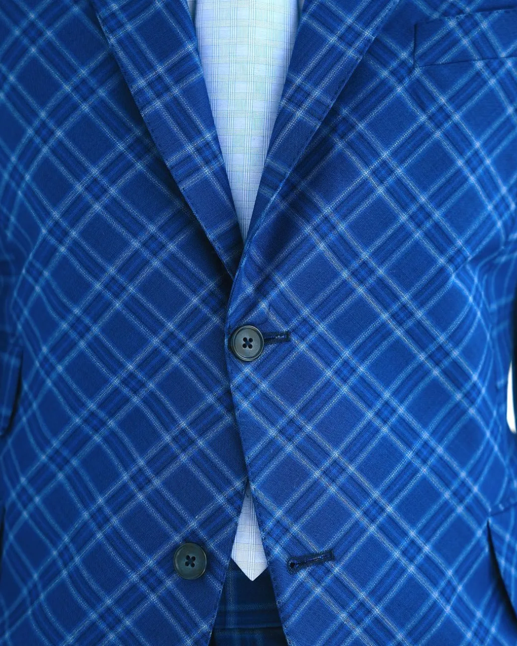 A Windowpane relayed and inverted check, knitted peak lapel suit