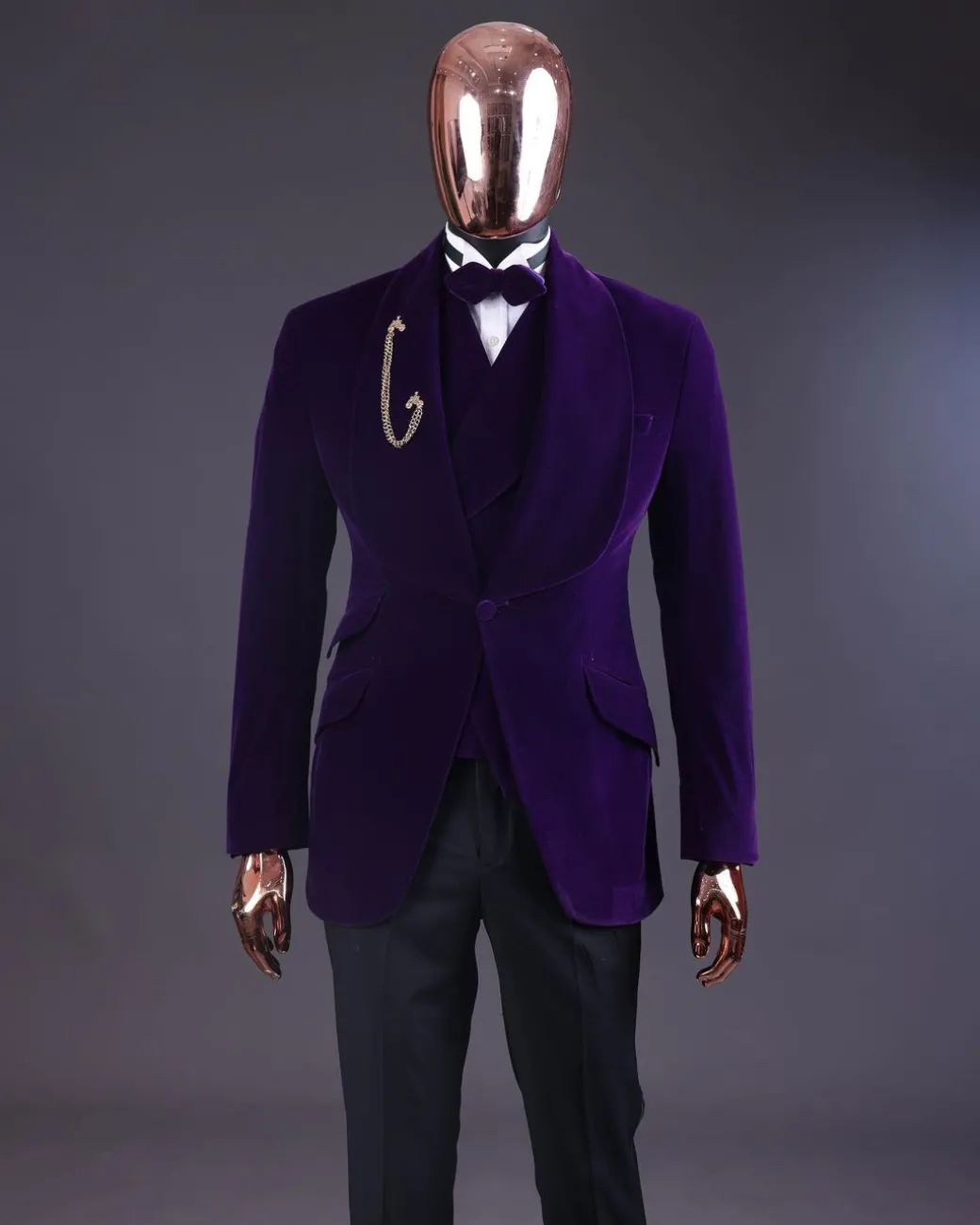 An Egg Plant Purple Velvet Shawl Lapel Tuxedo Suit