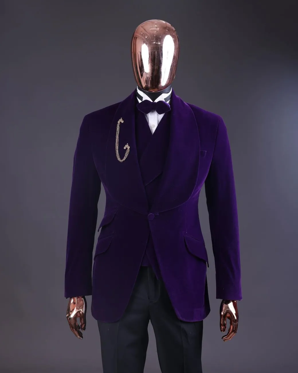 An Egg Plant Purple Velvet Shawl Lapel Tuxedo Suit