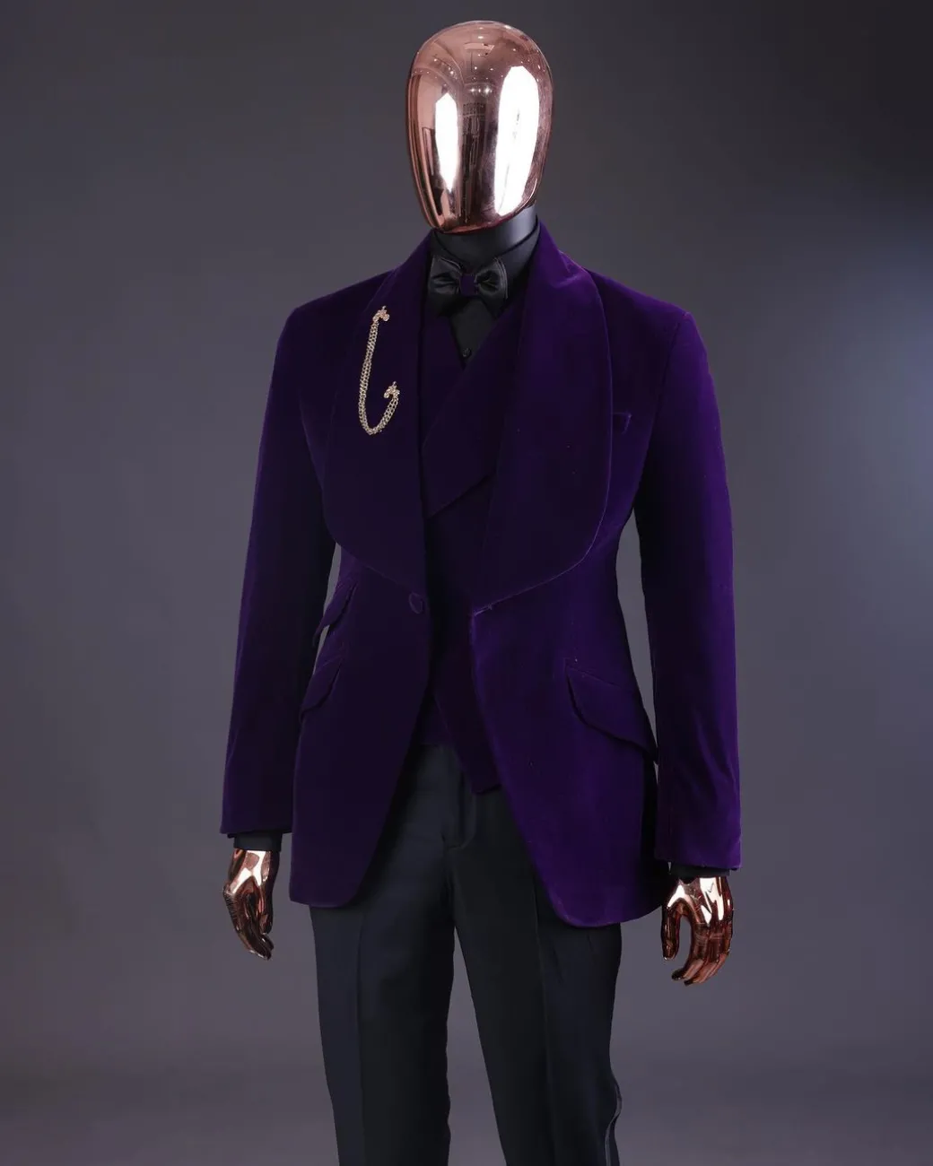 An Egg Plant Purple Velvet Shawl Lapel Tuxedo Suit