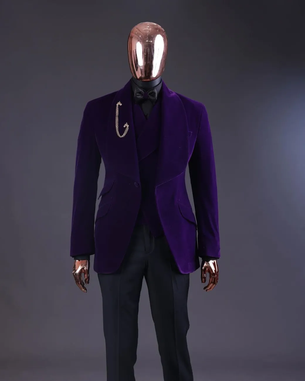 An Egg Plant Purple Velvet Shawl Lapel Tuxedo Suit