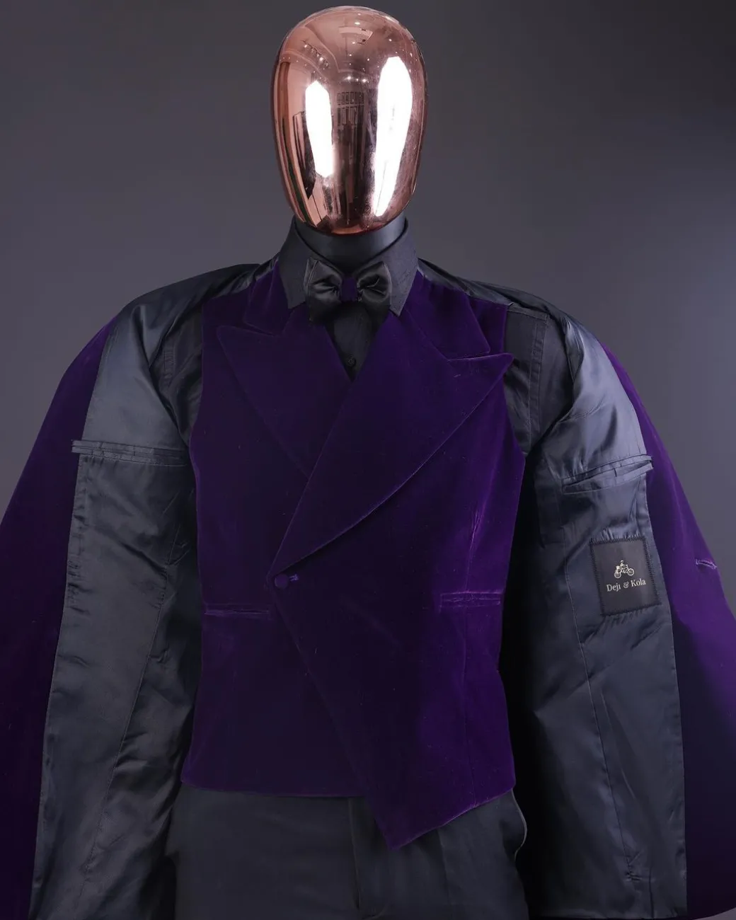 An Egg Plant Purple Velvet Shawl Lapel Tuxedo Suit