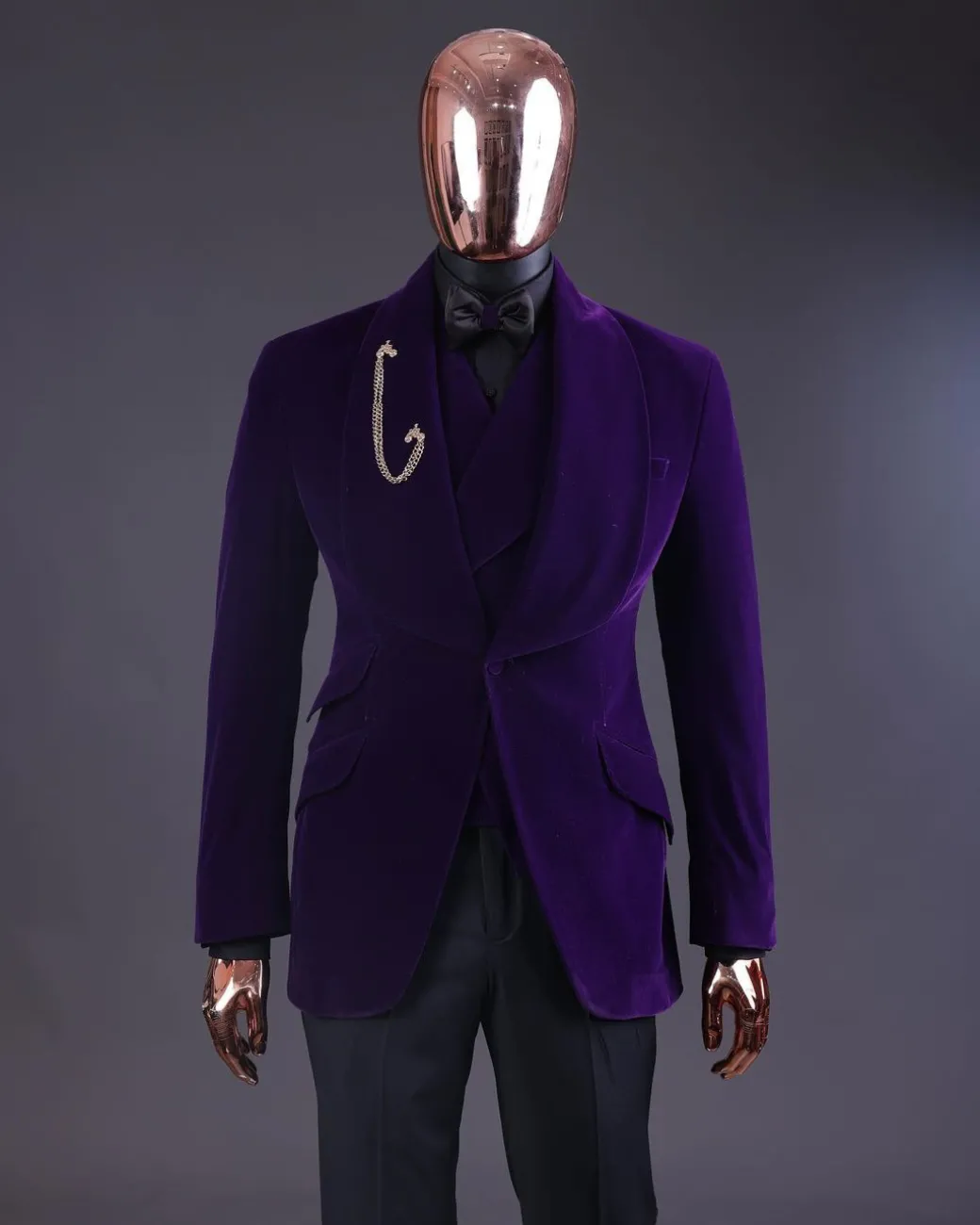 An Egg Plant Purple Velvet Shawl Lapel Tuxedo Suit