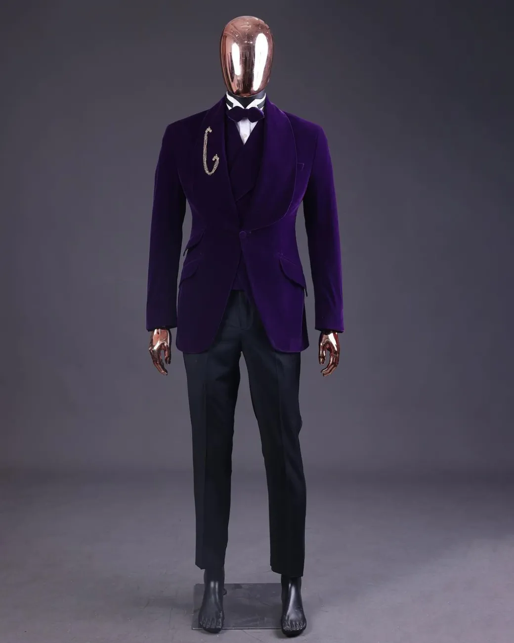 An Egg Plant Purple Velvet Shawl Lapel Tuxedo Suit