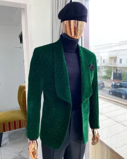 An Emerald Green Velvet Shawl Lapel Tuxedo Suit