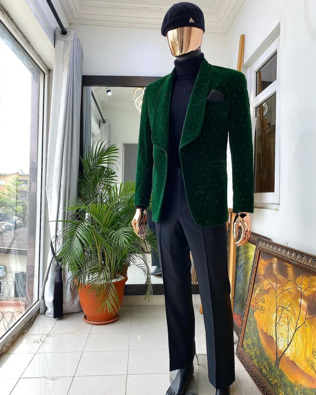 An Emerald Green Velvet Shawl Lapel Tuxedo Suit