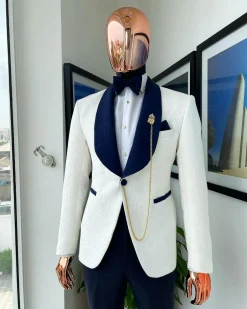 An Ivory white Floral pattern jacquard shawl lapel Suit