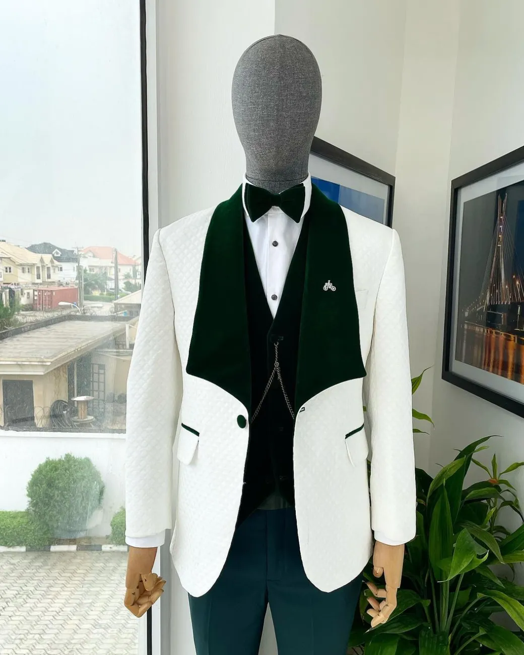 An Ivory white Square pattern jacquard shawl wide cut lapel jacquard Suit.