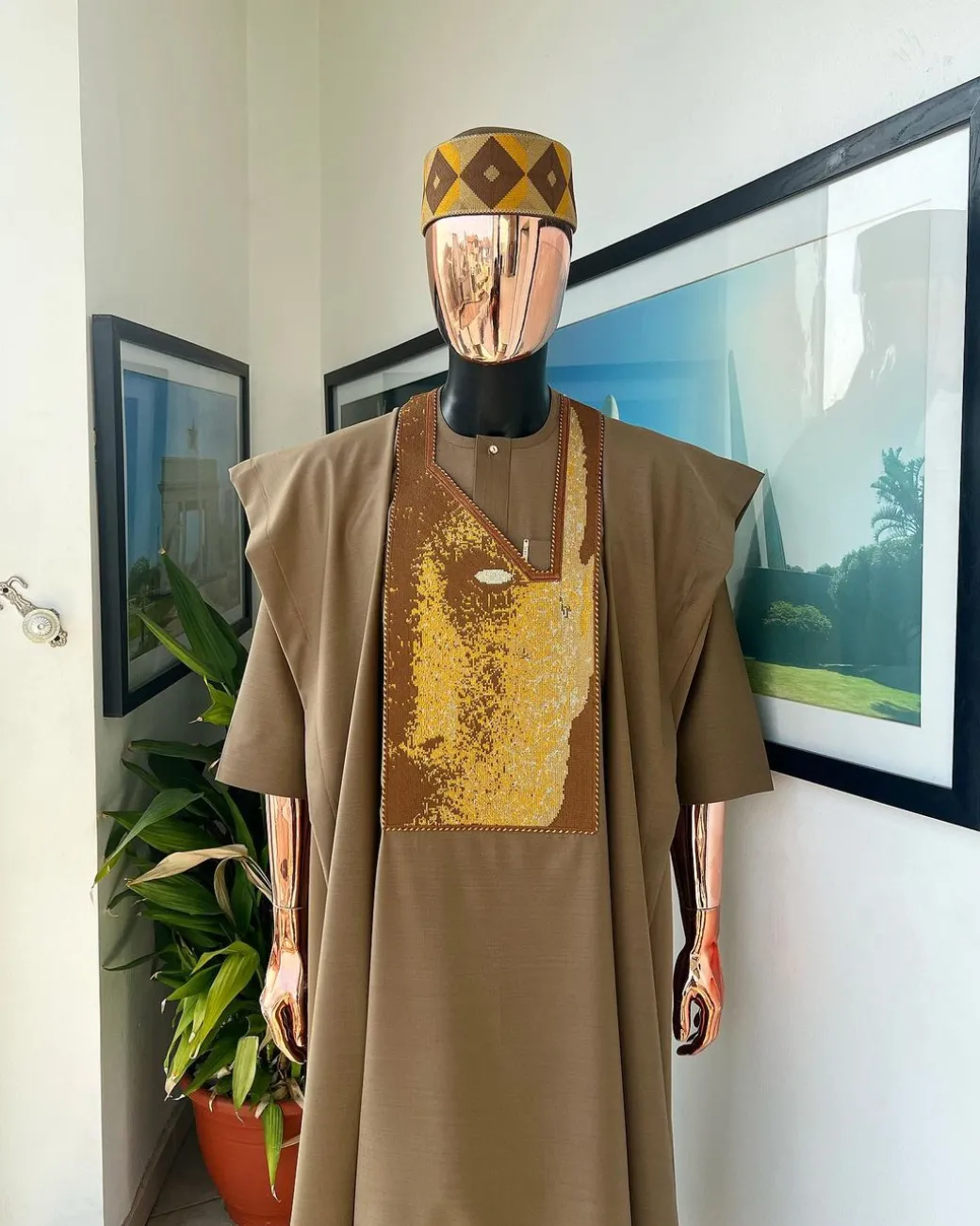 An tortilla Brown, Night walker embroidery details agbada, mixed Swarovski buttons on 3/4 sleeve kaftan & sokoto